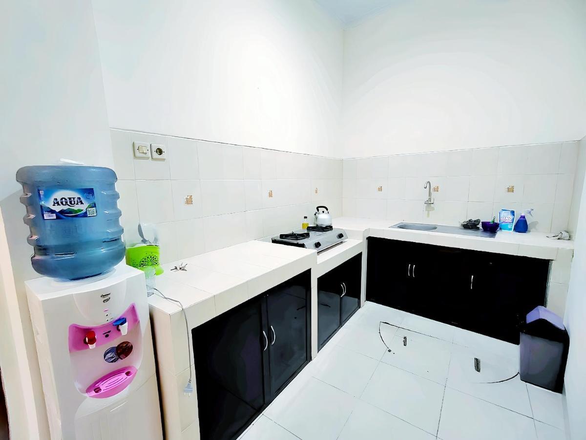 De Patuk Homestay Джокьякарта Экстерьер фото