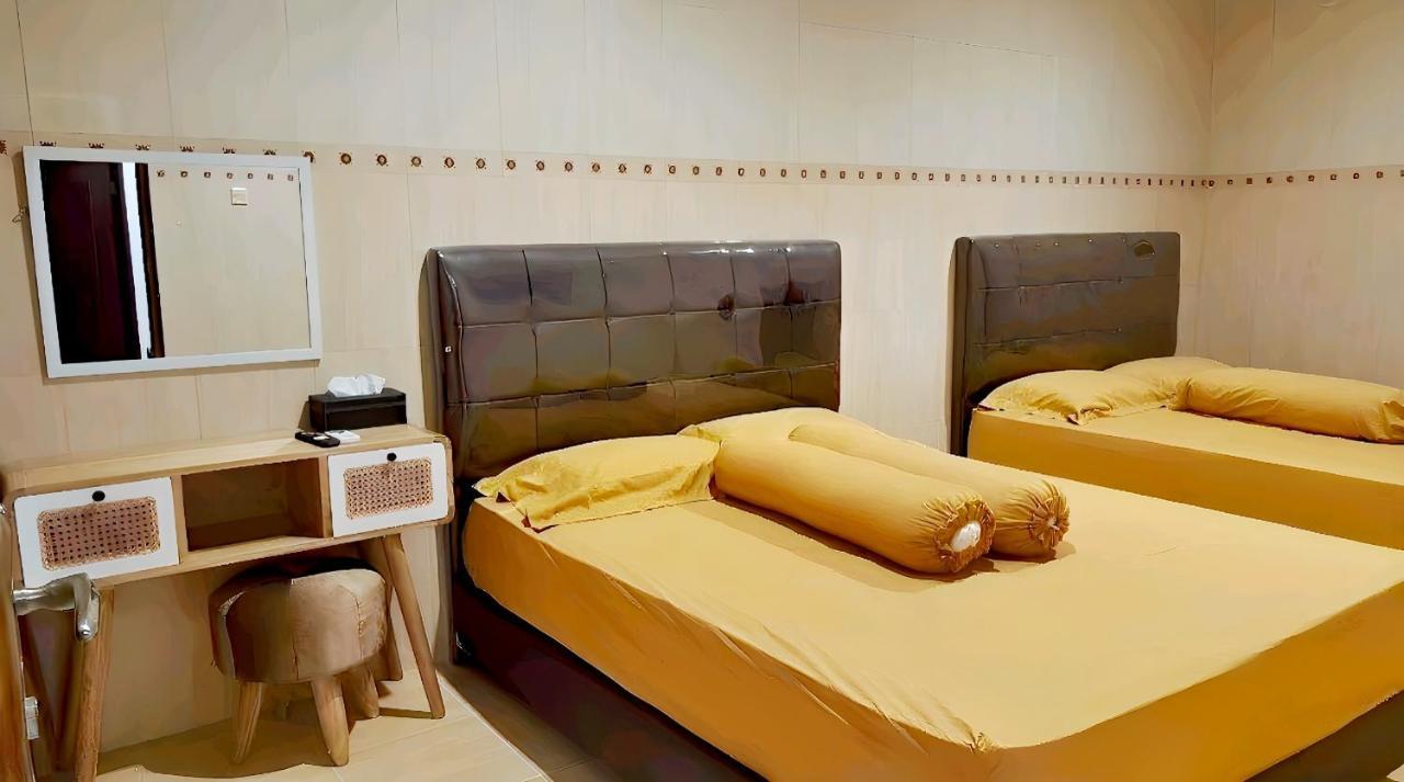 De Patuk Homestay Джокьякарта Экстерьер фото